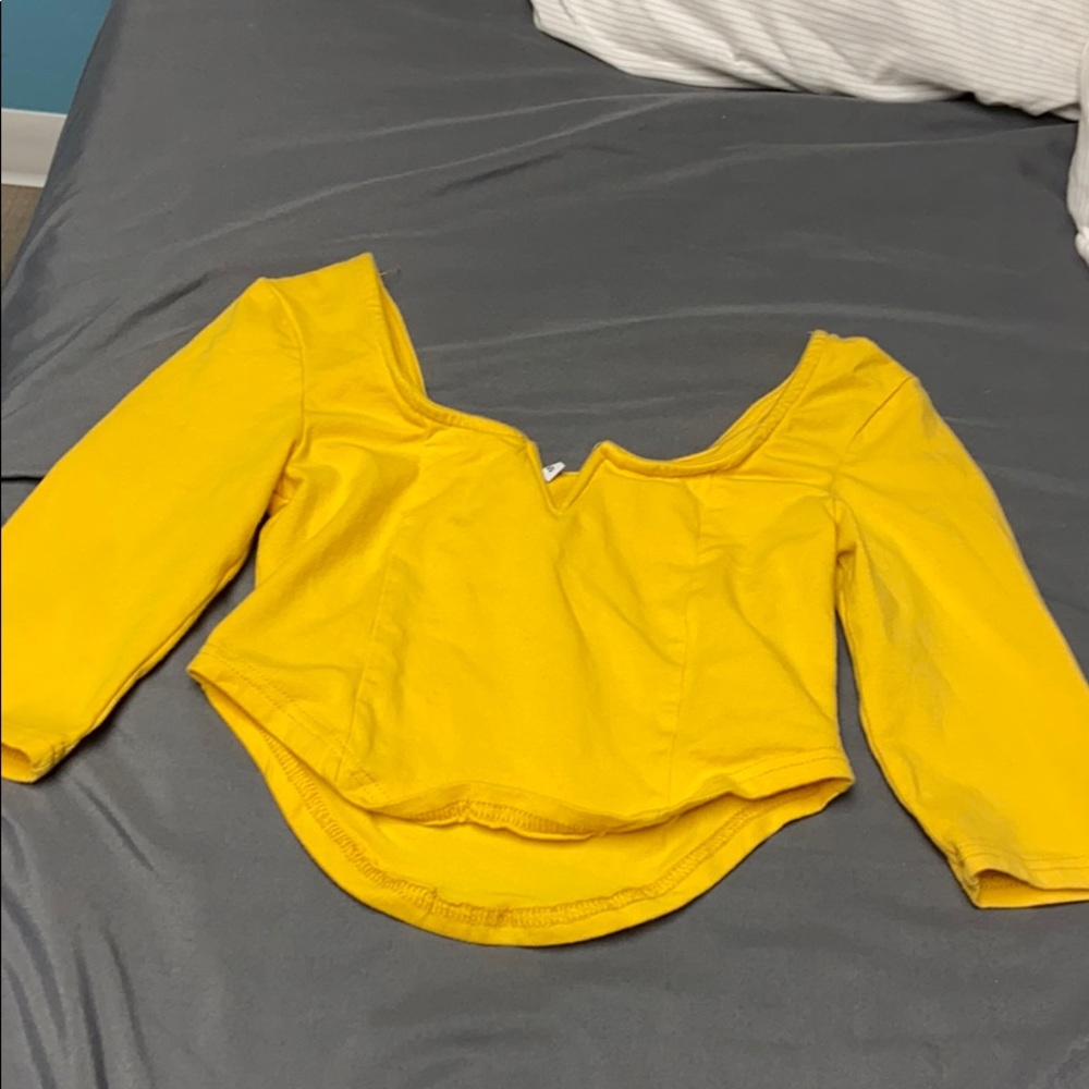crop top